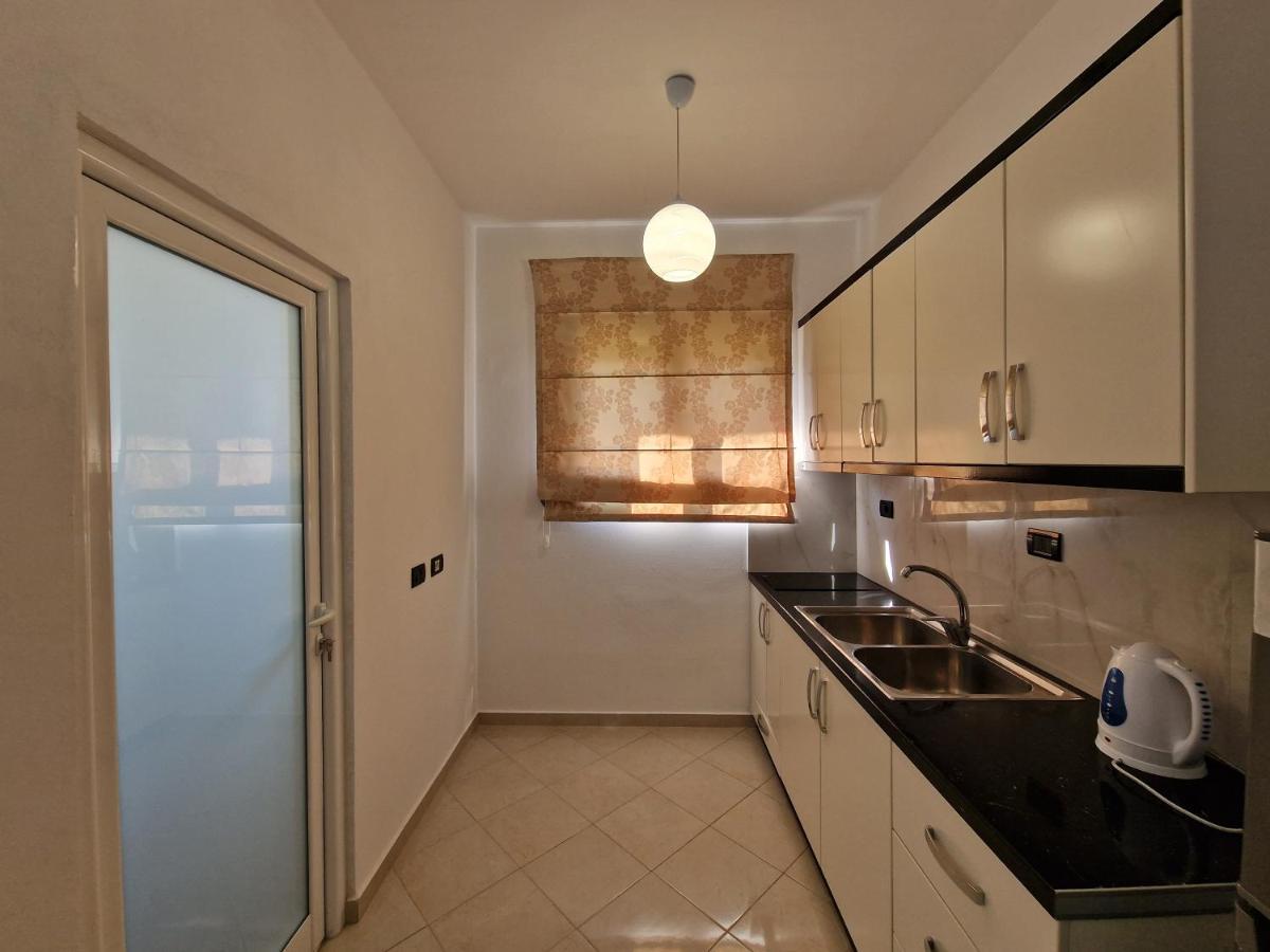 Ergys Apartments 卡萨米尔 外观 照片